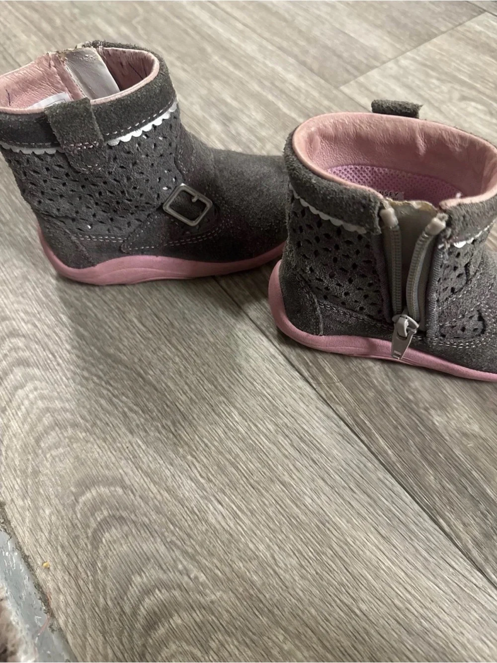 Stride Rite gray and pink boots size 5.5